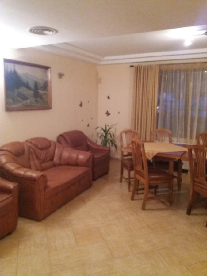 Pensiunea Alunis Hotell Sadova  Exteriör bild